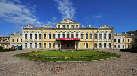 Увлекательные истории Великосветских Дворцов Петербурга