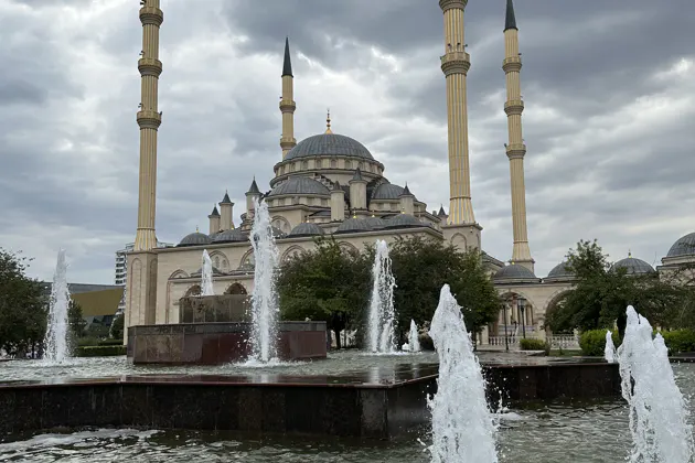 Чеченская республика —  Вечерний Грозный, Шали, Аргун — фото 3