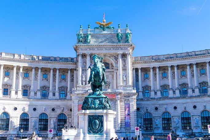 Вена - имперское великолепие! Экскурсия из Будапешта.