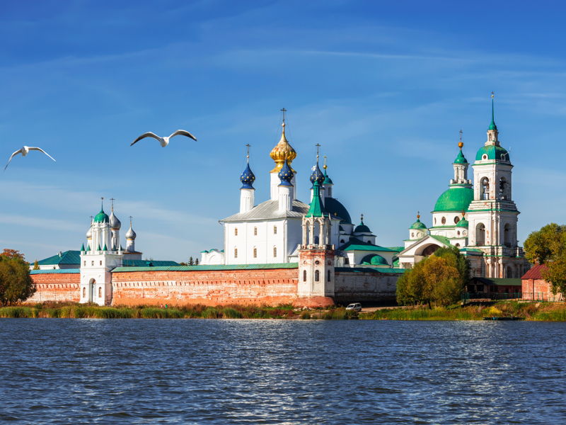 Водная прогулка по озеру Неро