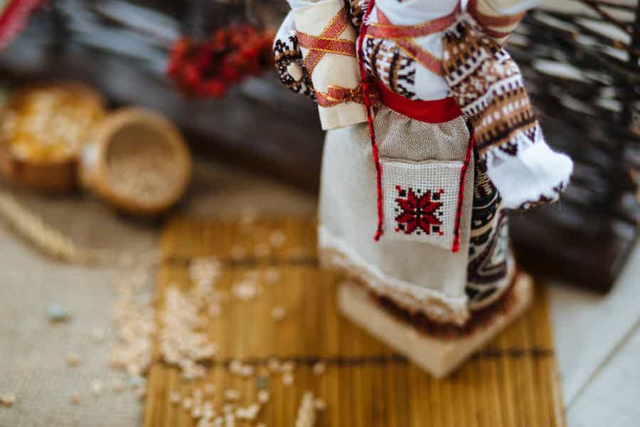 Мастер-класс «Тайны обережной куклы: создаём свой талисман» - фото 1
