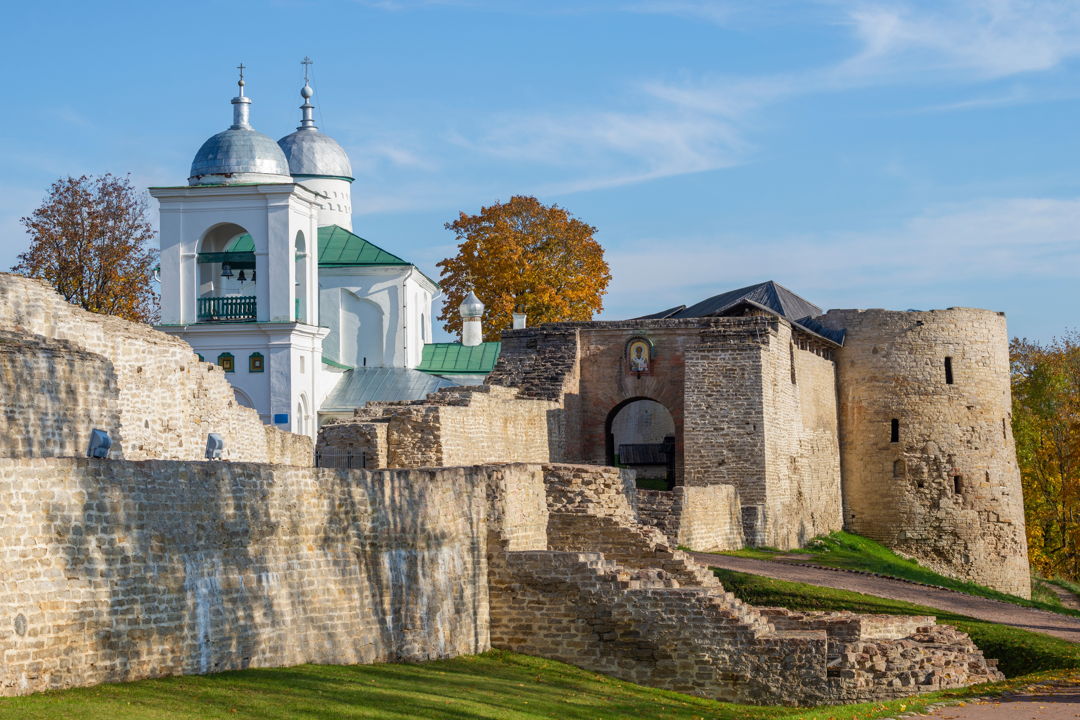 Сила псковской земли: Псков, Печерский монастырь и Изборская крепость — фото 3