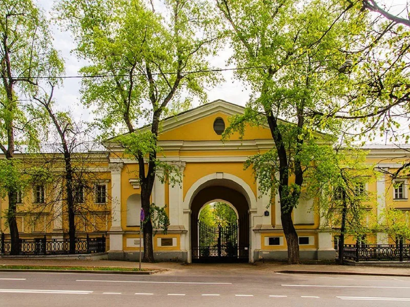 Басманный: аудиоэкскурсия по самому «иностранному» району Москвы — фото 3, Москва | Покатаем