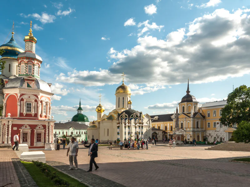 В Сергиев Посад, Переславль-Залесский или Кострому (на транспорте туриста) — фото 3, Ярославль | Покатаем