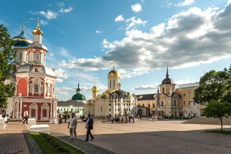 В Сергиев Посад, Переславль-Залесский или Кострому (на транспорте туриста) — фото 2