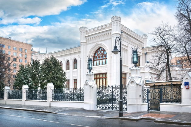 Виды Мастер и Маргарита. История любви на Патриарших