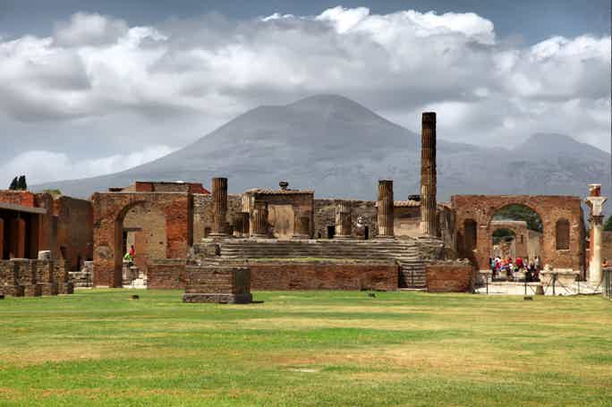 From Rome: The Ancient Pompeii and Vesuvius Volcano Full-Day Journey