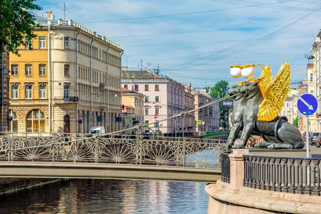 Виды Возвращение в старый Петербург