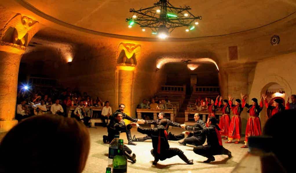 Турецкая ночь и традиционное шоу в Каппадокии - фото 5