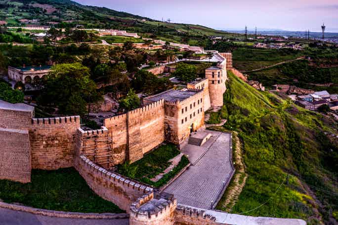 Исторический Дербент и Экраноплан Лунь