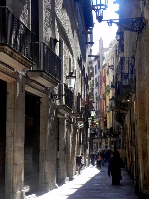 Старый город Барселоны: готический квартал, раваль, борн