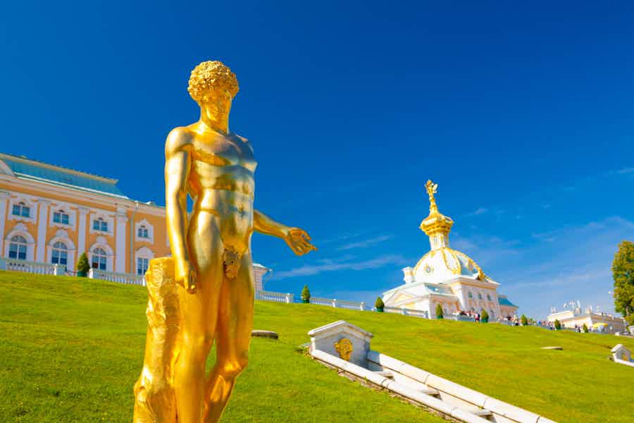 Блистательный Петергоф: дворцы и парк с фонтанами - фото 4