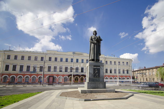 Виды Экскурсия-прогулка по историческому центру Ярославля