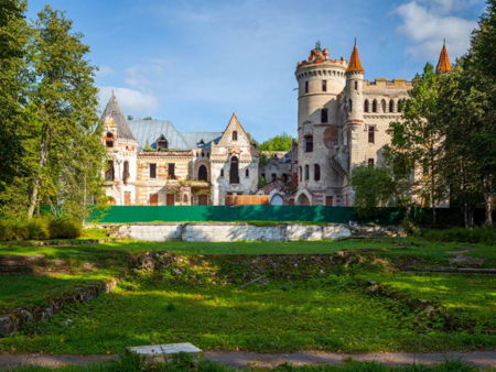 Замок Храповицкого