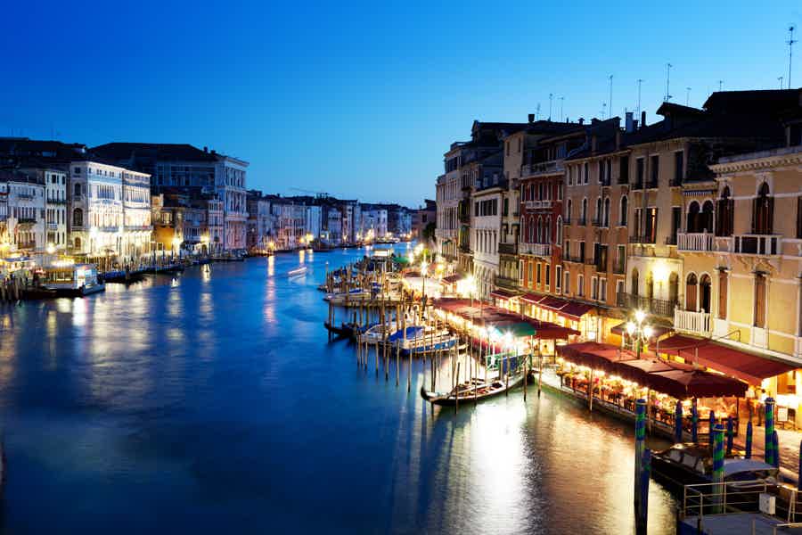Venice: Private Gondola Ride along Grand Canal - photo 1