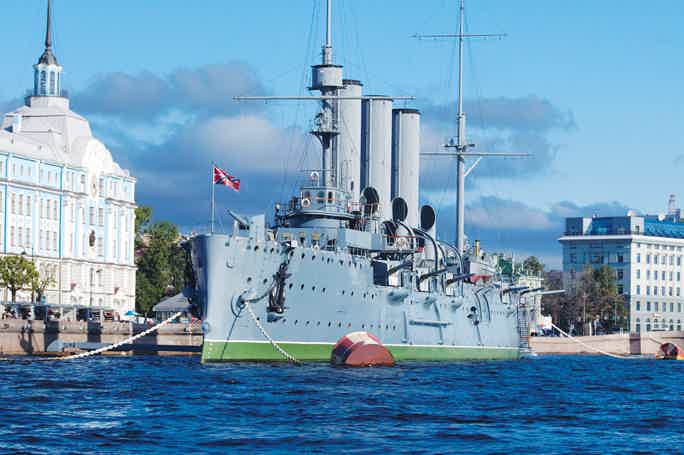 Большая обзорная с экскурсией на крейсер "Аврора"