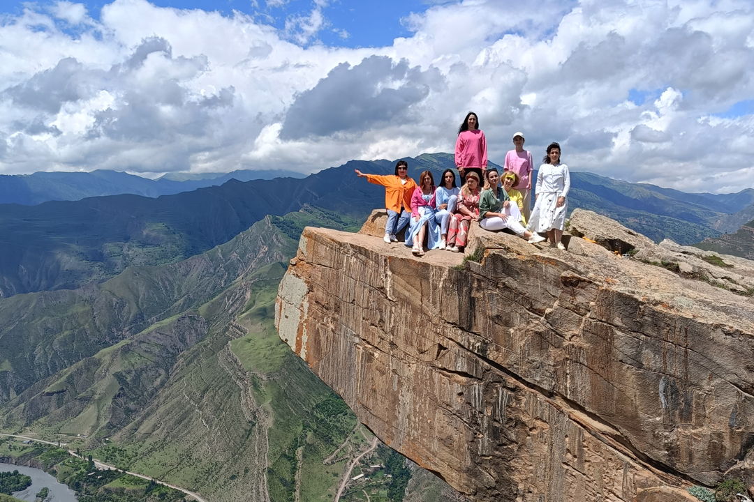 Гоор, Карадахская теснина, Язык Тролля и Датунский Храм — фото 7