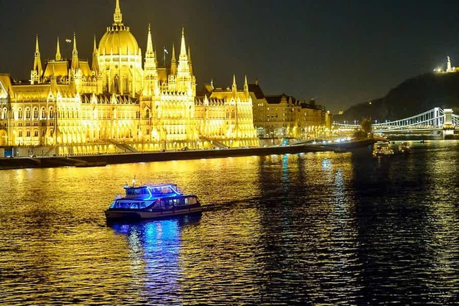 Budapest: Danube Drinks and Piano Show - Weekdays - photo 1