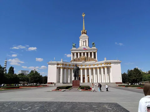 ВДНХ: история выставки — история страны