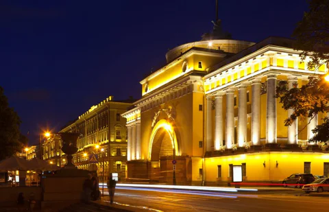 «Тайны ночного Петербурга»: авторская обзорная + Петропавловская крепость