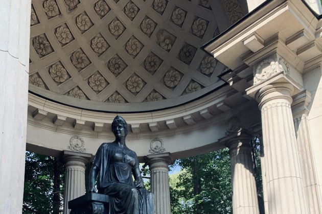 Виды Гатчина и Павловск: летние резиденции Павла I