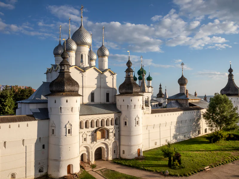 «Стоп! Снято в Ростове Великом» — пешеходная киноэкскурсия по городу — фото 5, Ростов Великий | Покатаем