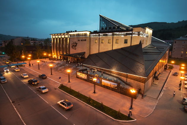 Виды «В горной долине город любимый»: Сити-тур  по Горно-Алтайску 