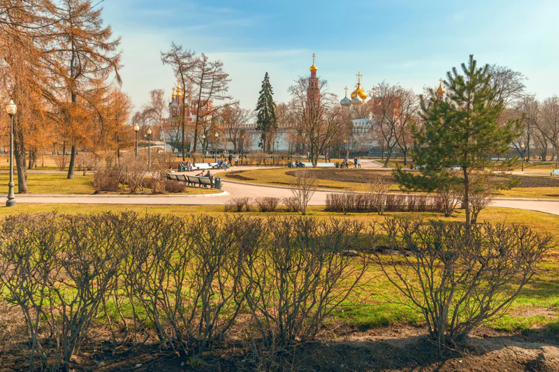 В Новодевичий монастырь: пешеходная экскурсия — фото 3