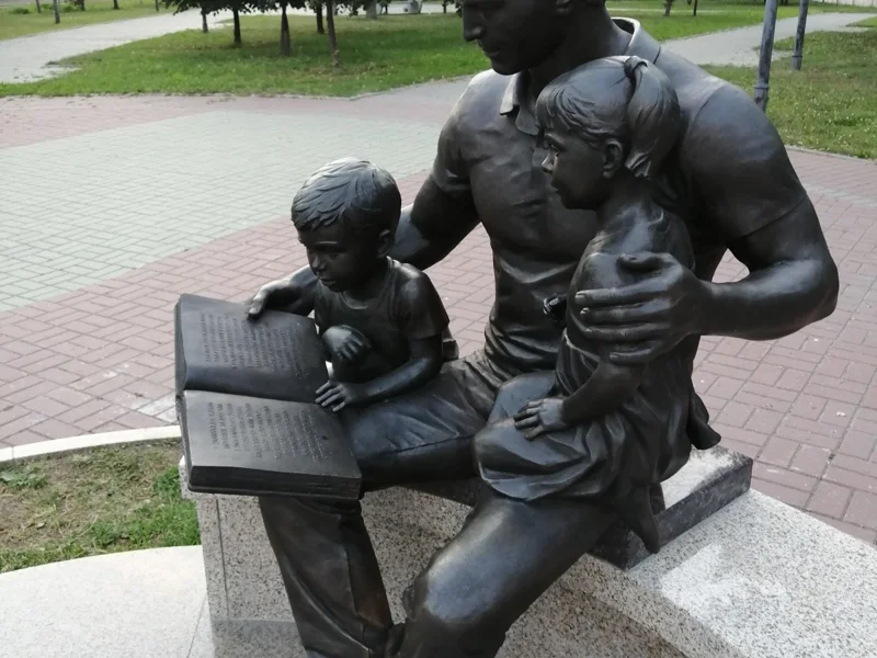 В гостях у сказки: прогулка по улице Богдана Хмельницкого — фото 2, Новосибирск | Покатаем