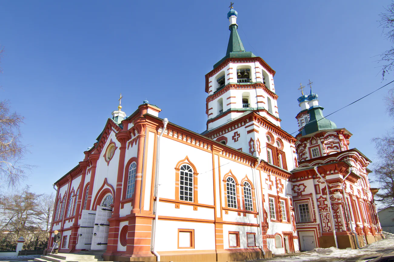 Крестовоздвиженская церковь 
