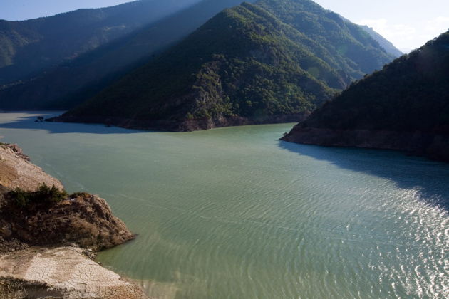 В Горную Аджарию из Кобулети: Водопад Махунцети и мост царицы Тамары