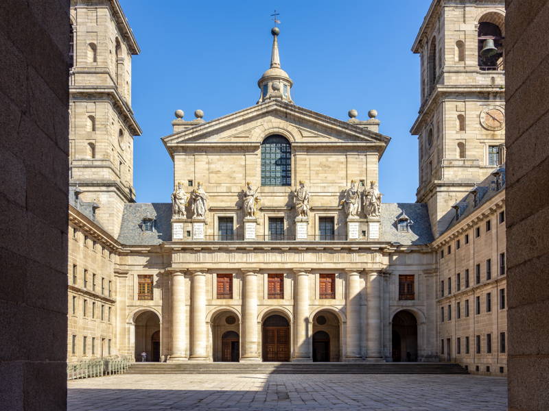 Эль-Эскориаль и Долина Павших: величие королевской Испании