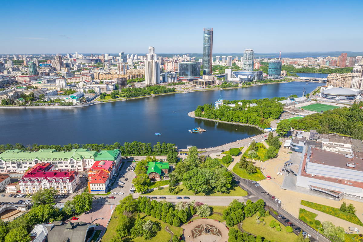 Обзорная экскурсия по Екатеринбургу: время перемен
