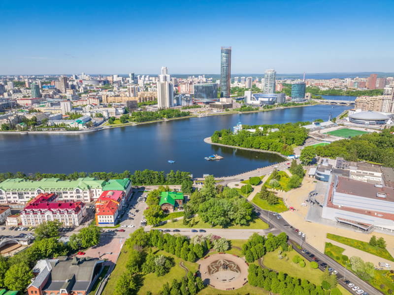 Обзорная экскурсия по Екатеринбургу: время перемен
