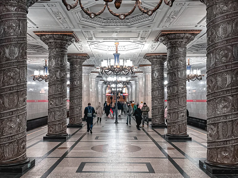 Квест по метро Петербурга: для тех, кто хочет увидеть город иначе — фото 2, Санкт-Петербург | Покатаем