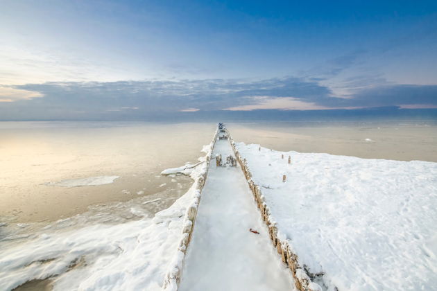 Виды Северодвинск — город у Белого моря и остров Ягры