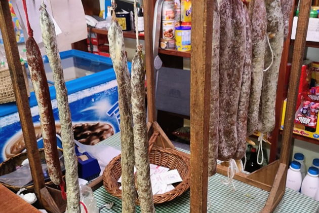 Из Барселоны в Бесалу, Рупит и Эль-Фар: следами камня и времени