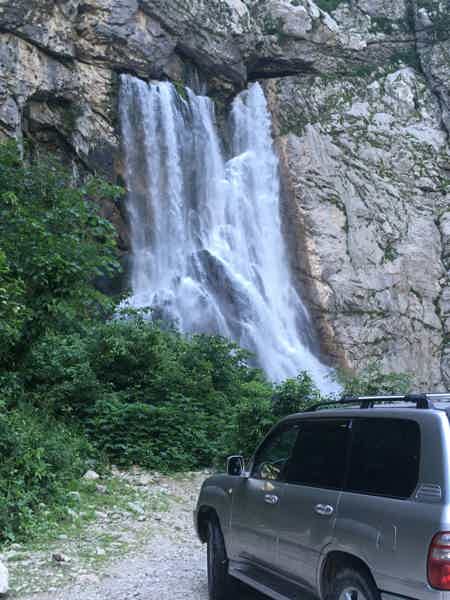 Джип-тур на Land Cruiser: Озеро Рица, Гегский водопад, перевал Пыв - фото 4