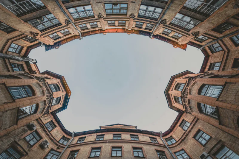Легендарные дворы и парадные Петербурга. Подъём на безопасную крышу — фото 9