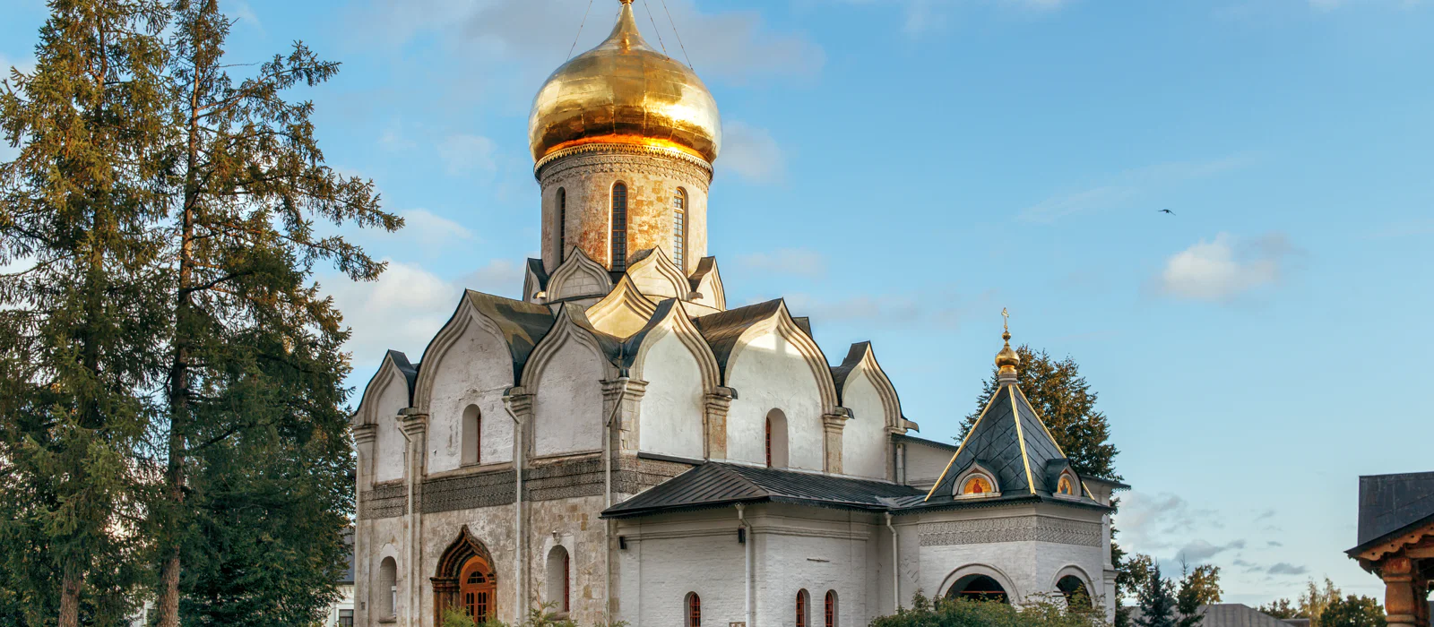 Экскурсия по Звенигороду (без посещения монастыря) — экскурсия, Звенигород, Россия | Покатаем