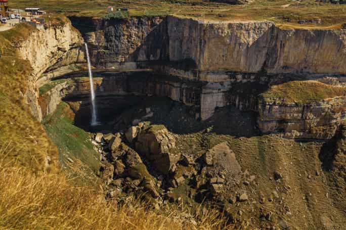 Плато Хунзах, водопады Матлас и ущелье «Каменная чаша» из Избербаша