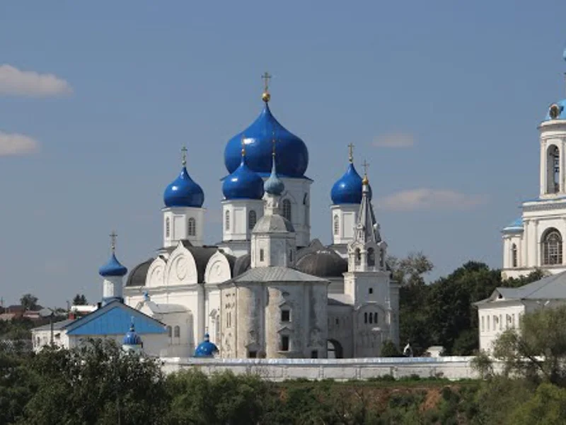 Покрова на Нерли — жемчужина белокаменного зодчества. Старт в Боголюбово — фото 5, Боголюбово | Покатаем