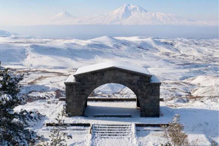 Хор Вирап, Гарни, Гегард, Симфония камней и Арка Чаренца + Лаваш - фото 2