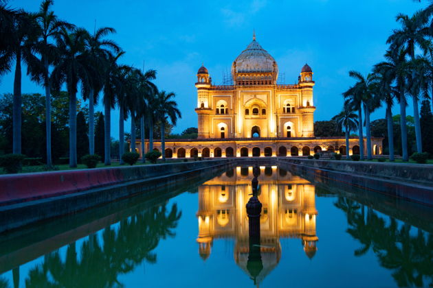 Огни большого города: Экскурсия по ночному Дели