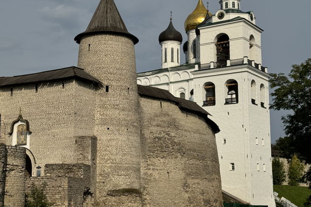 Пешеходная экскурсия по Пскову «От Ольги до Петра»