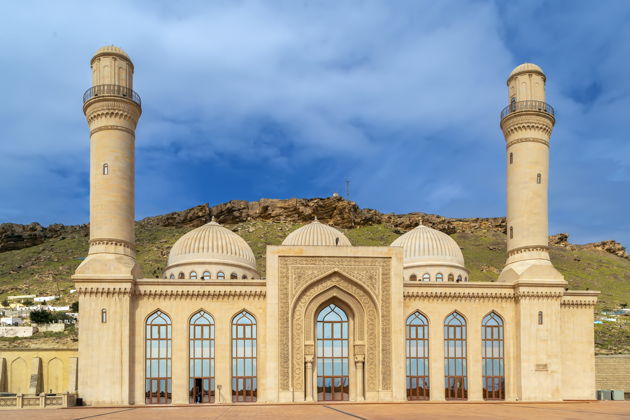 Виды Гобустан и Огни Апшерона