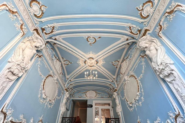 Виды Романтический Петербург: экскурсия по неформальному Петербургу + свидание на крыше!