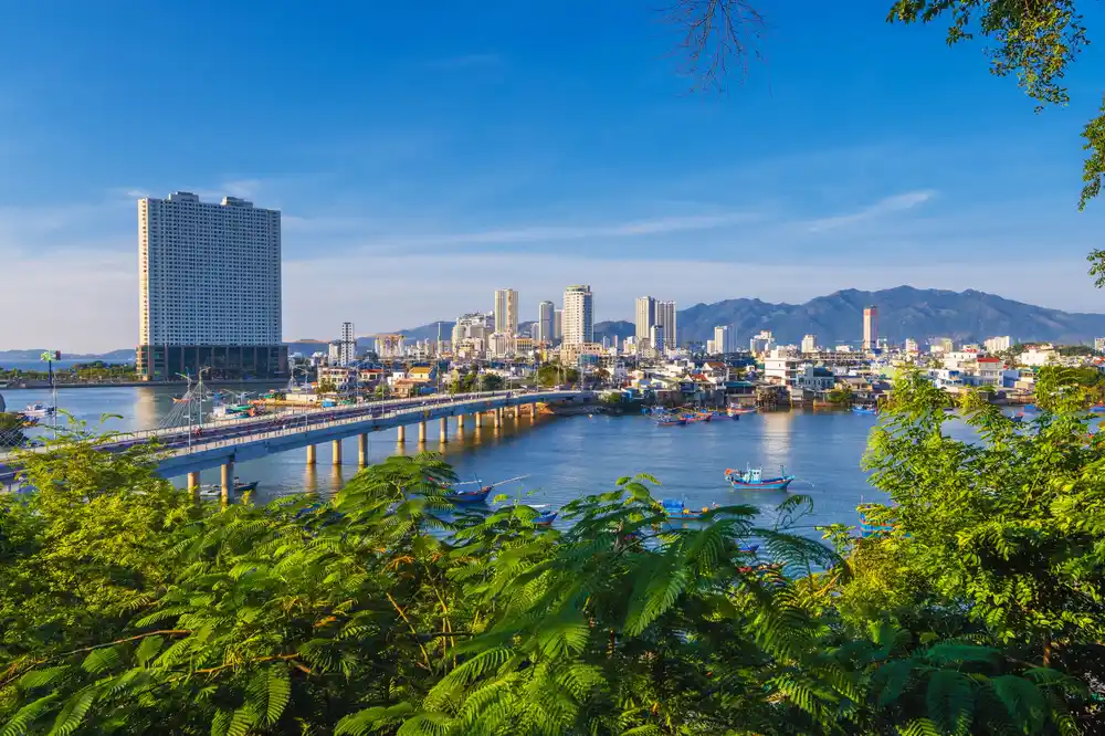 Что посмотреть в Нячанге: 🌴 Топ-20 достопримечательностей и мест для ...