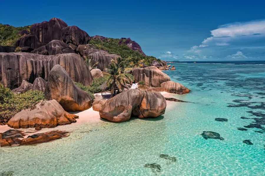 Праслин и Ла Диг: два острова мечты за один день - фото 2