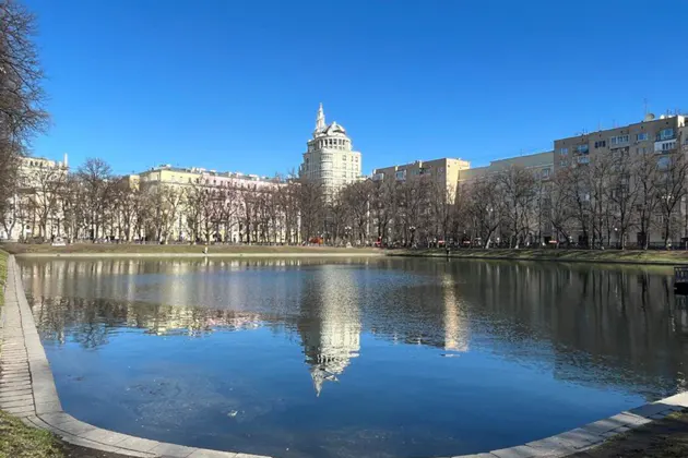 Аудиогид по Патриаршим прудам: поэты, писатели, творцы и обыватели — фото 2